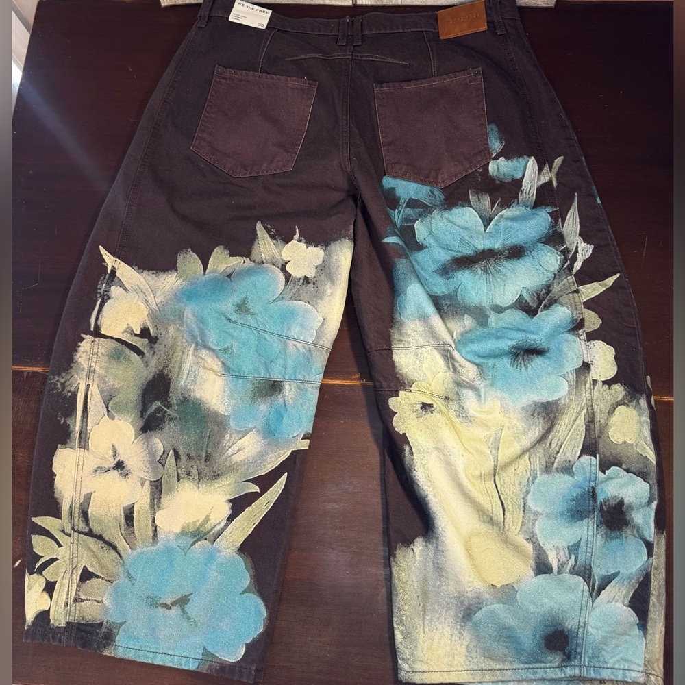 NWT We The Free Free People Good Luck Barrel Brown Aquamarine Floral 33 short - Picture 5 of 5
